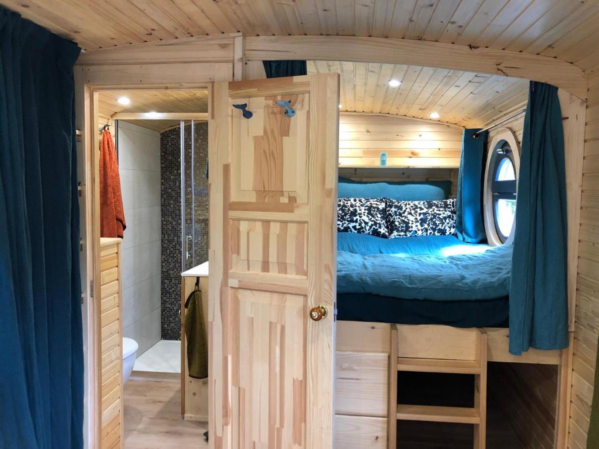 Roulotte Gites O Bien-Etre Massage Spa Sejour Bien-Etre En Hebergement Insolite Roulotte Karantez Ou En Gites Melon Ou Yock A 800 M Des Plages Maison D'Hote Drogou Porspoder Exterior foto