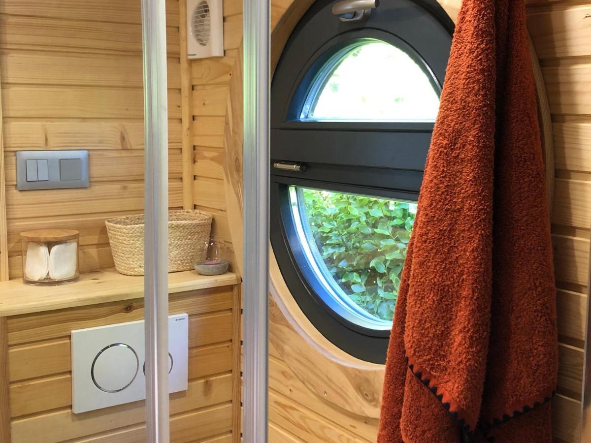 Roulotte Gites O Bien-Etre Massage Spa Sejour Bien-Etre En Hebergement Insolite Roulotte Karantez Ou En Gites Melon Ou Yock A 800 M Des Plages Maison D'Hote Drogou Porspoder Exterior foto