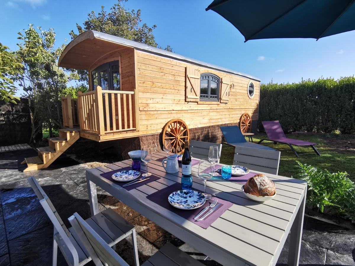 Roulotte Gites O Bien-Etre Massage Spa Sejour Bien-Etre En Hebergement Insolite Roulotte Karantez Ou En Gites Melon Ou Yock A 800 M Des Plages Maison D'Hote Drogou Porspoder Exterior foto