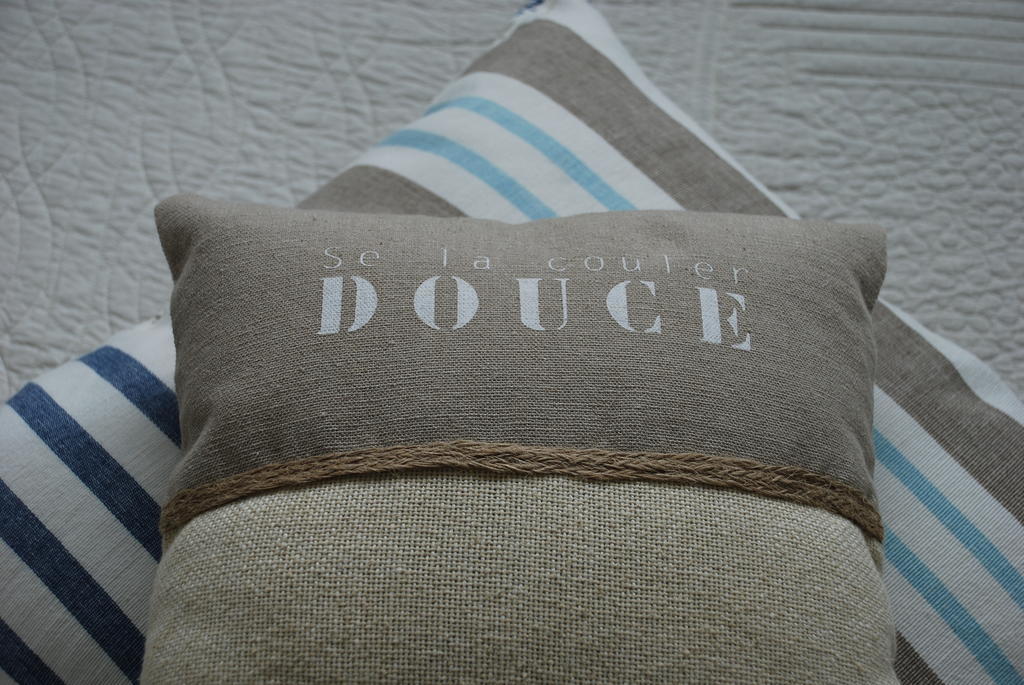 Roulotte Gites O Bien-Etre Massage Spa Sejour Bien-Etre En Hebergement Insolite Roulotte Karantez Ou En Gites Melon Ou Yock A 800 M Des Plages Maison D'Hote Drogou Porspoder Habitación foto