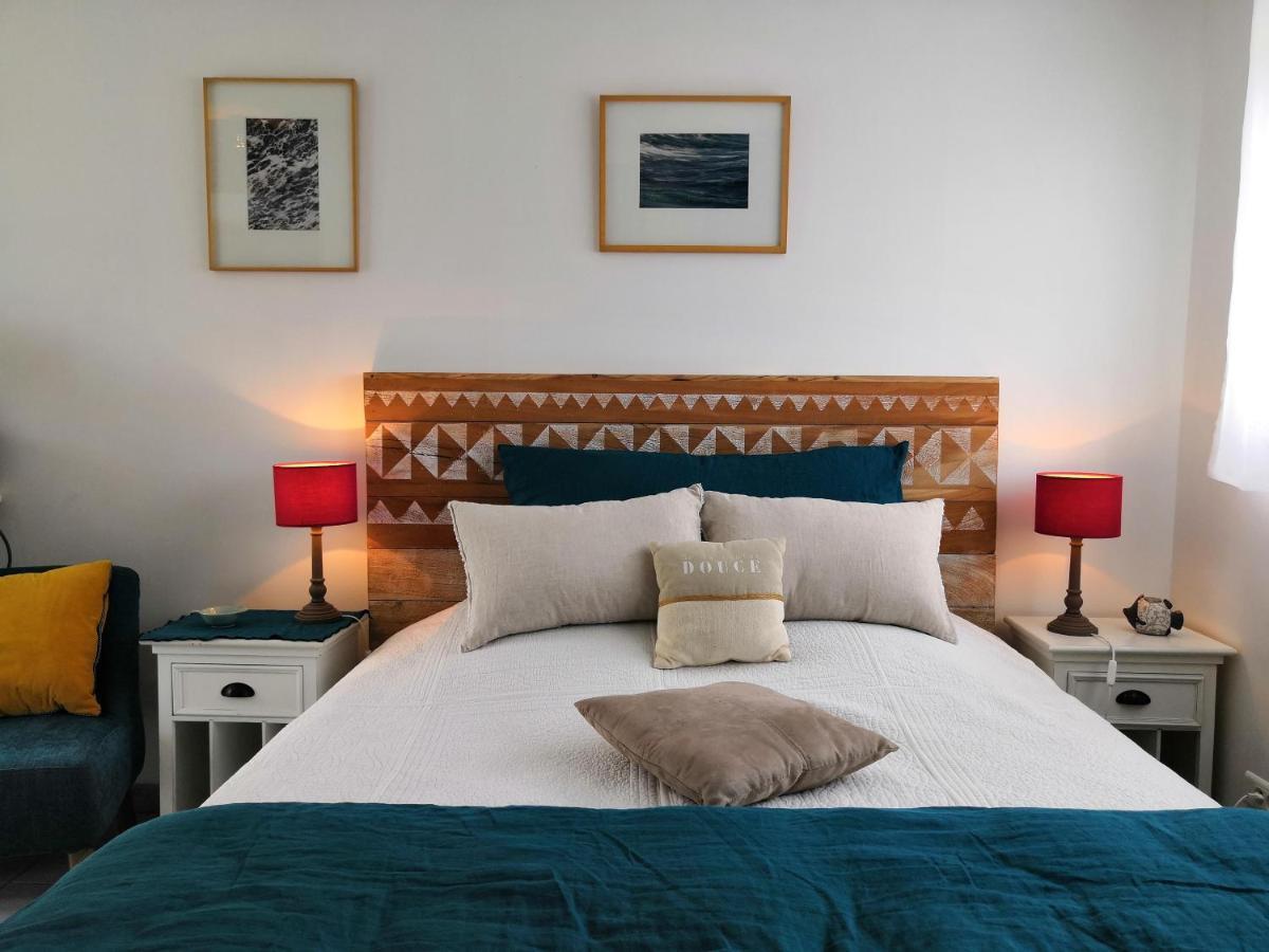 Roulotte Gites O Bien-Etre Massage Spa Sejour Bien-Etre En Hebergement Insolite Roulotte Karantez Ou En Gites Melon Ou Yock A 800 M Des Plages Maison D'Hote Drogou Porspoder Exterior foto